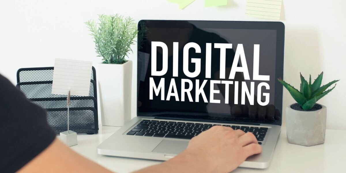 Becoming a Digital Marketing Expert in Dehradun: Pathways and Insights